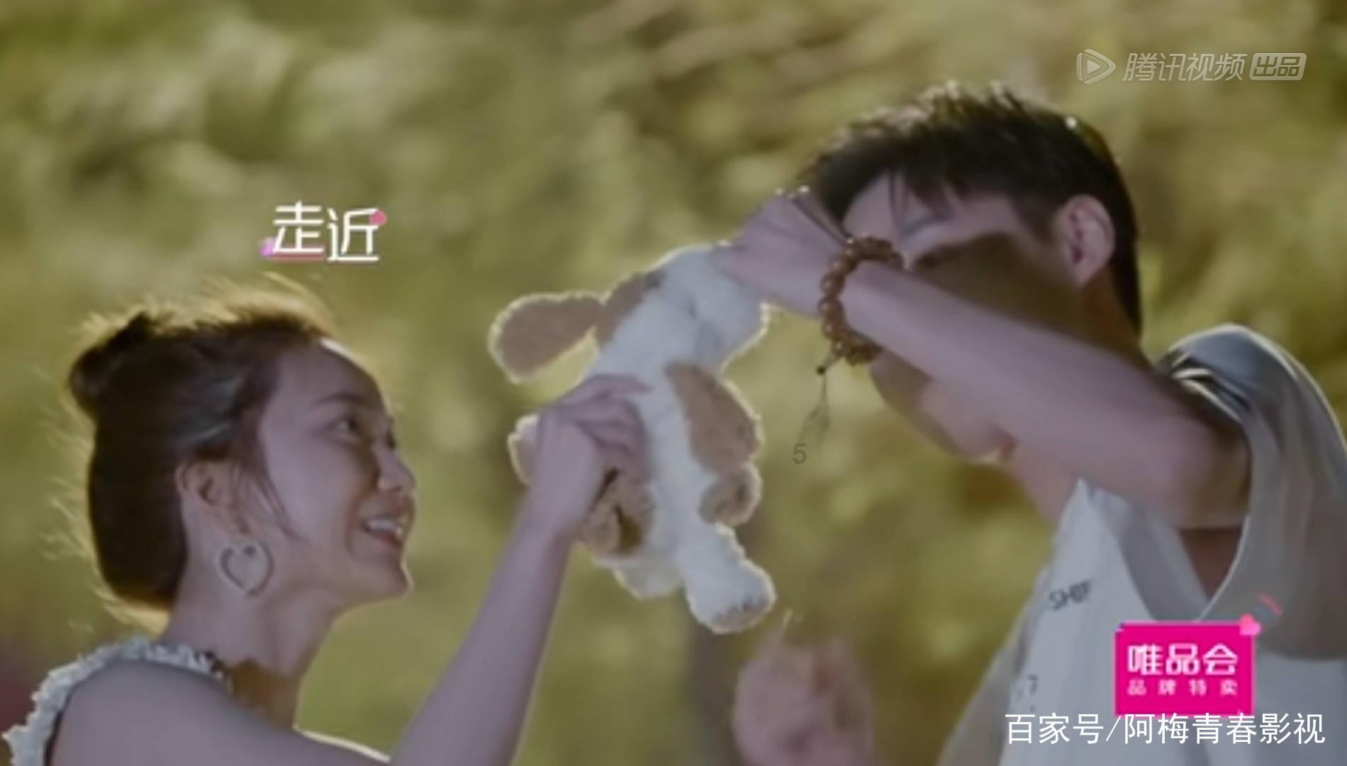 法国发行龙年生肖纪念邮票